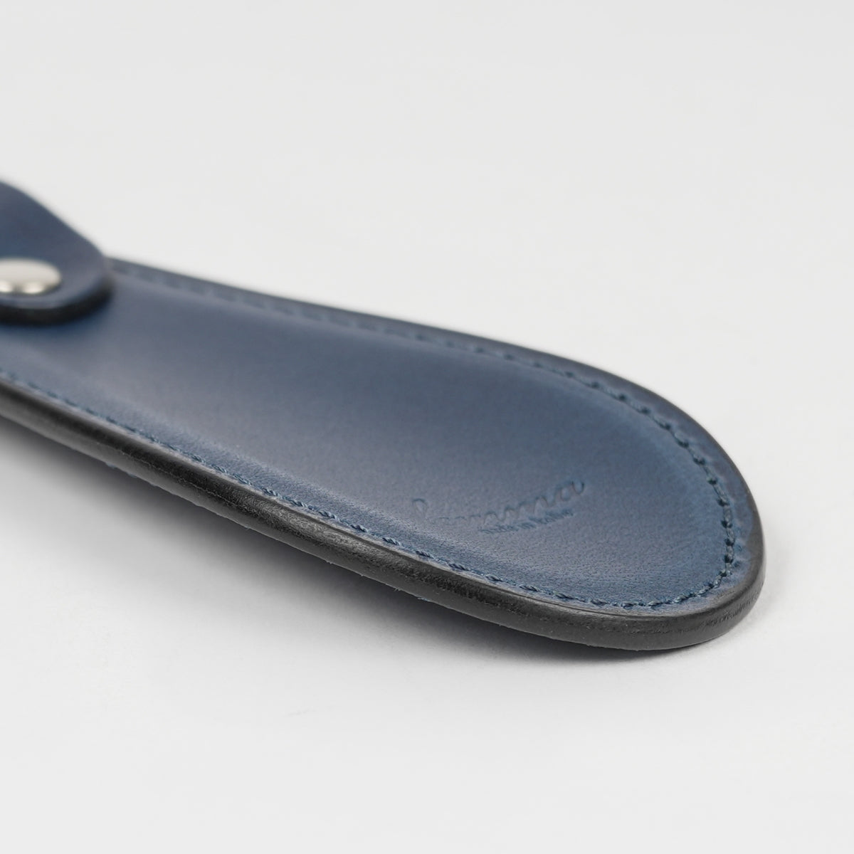 Apretado Portable Travel Shoehorn